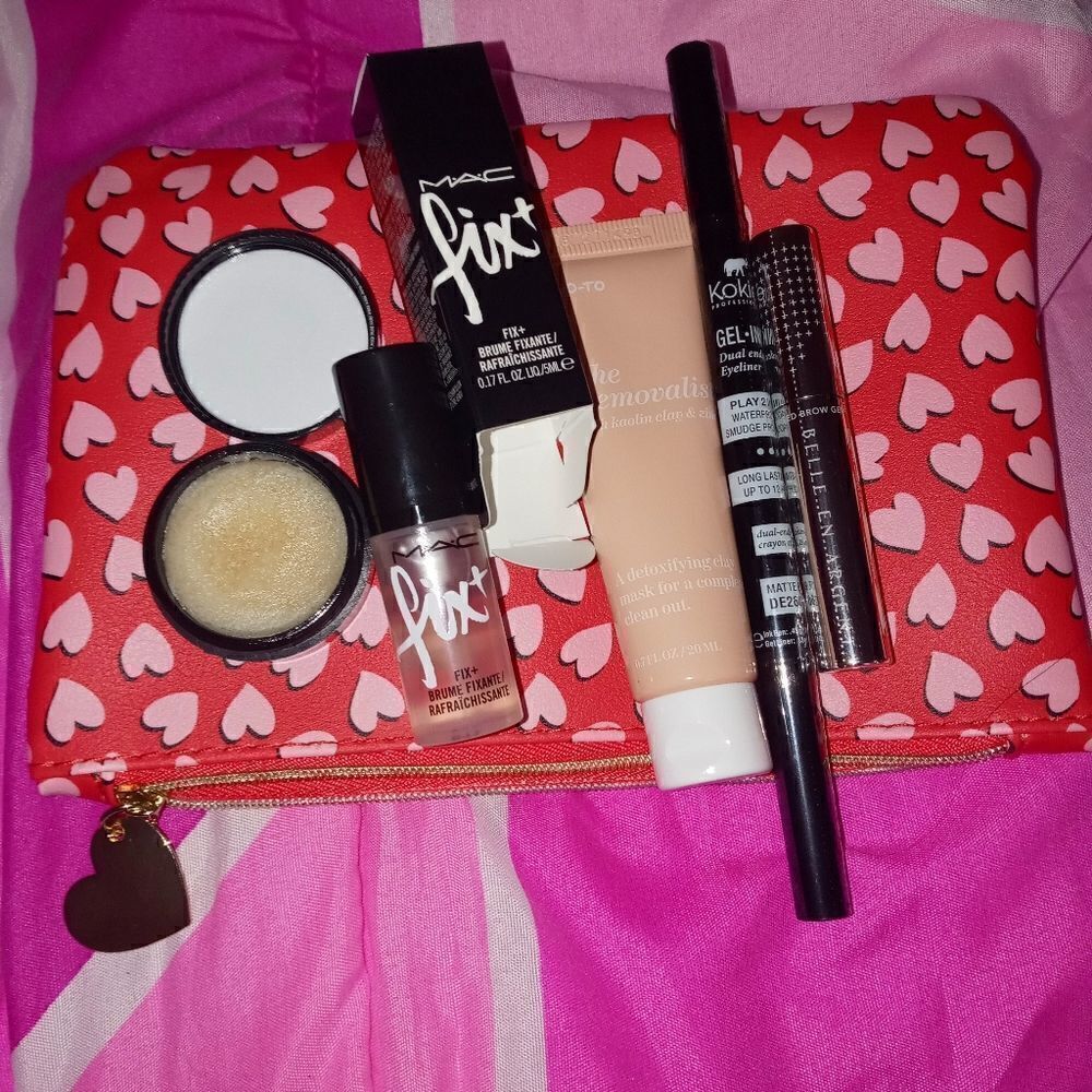 Ipsy randomized bundle - Picture 15 of 15